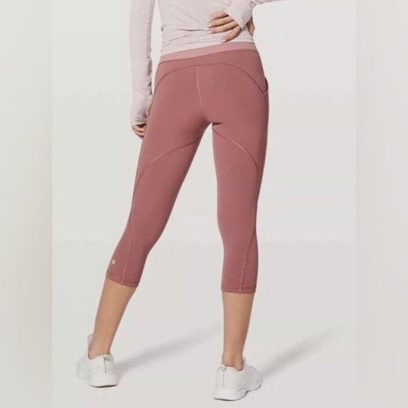 Lululemon Quick Feet 19” Crop Leggings Size 4 - Picture 2 of 10